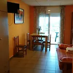 Famara Apartman *