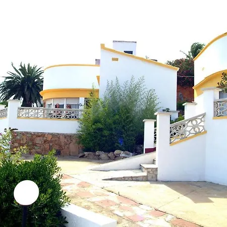 Famara * 료렛 드 마르