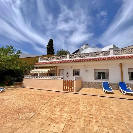 Famara יורט דה מאר