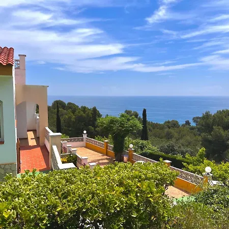 Famara Apartment Lloret de Mar