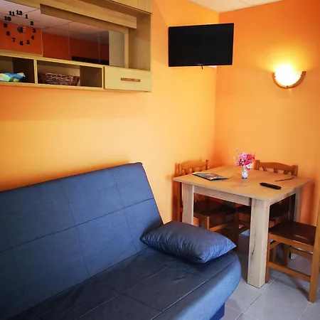 Famara Apartment Lloret de Mar