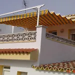 Famara يوريت دي مار